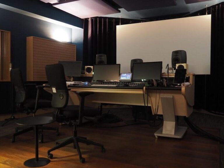 Comment l&rsquo;isolation phonique peut-elle améliorer votre expérience musicale en studio ?
